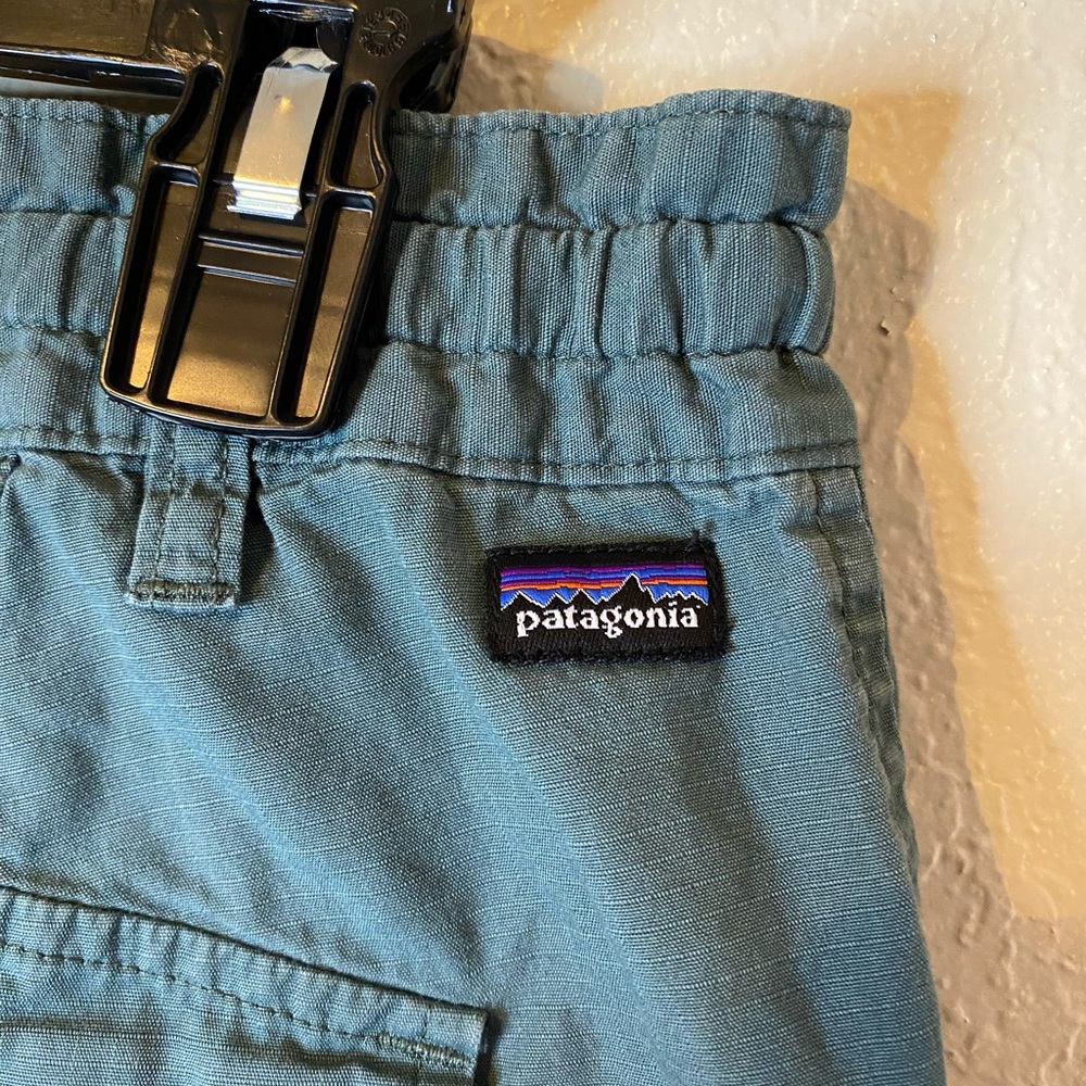 Patagonia women’s shorts size 2 - Picture 3 of 5
